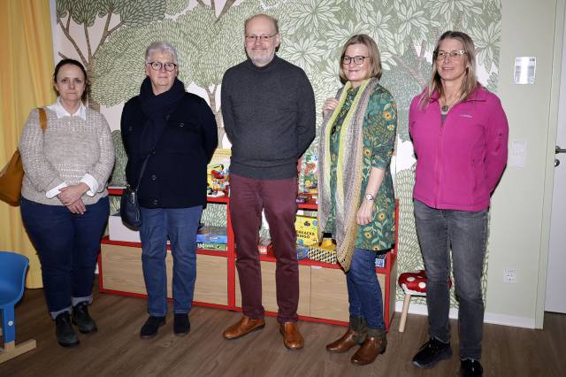 Foto (Bernd Alt): Jasmin Naumann, Birgit Hampp-Höning, Stefan Behr, Eva Zimmer und Bianca Ecker